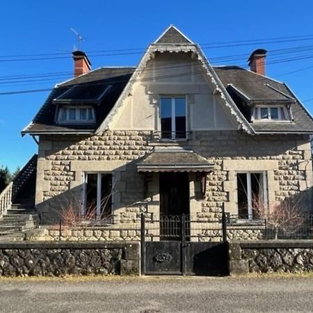 הוילה Treignac La Cigalienne מראה חיצוני תמונה